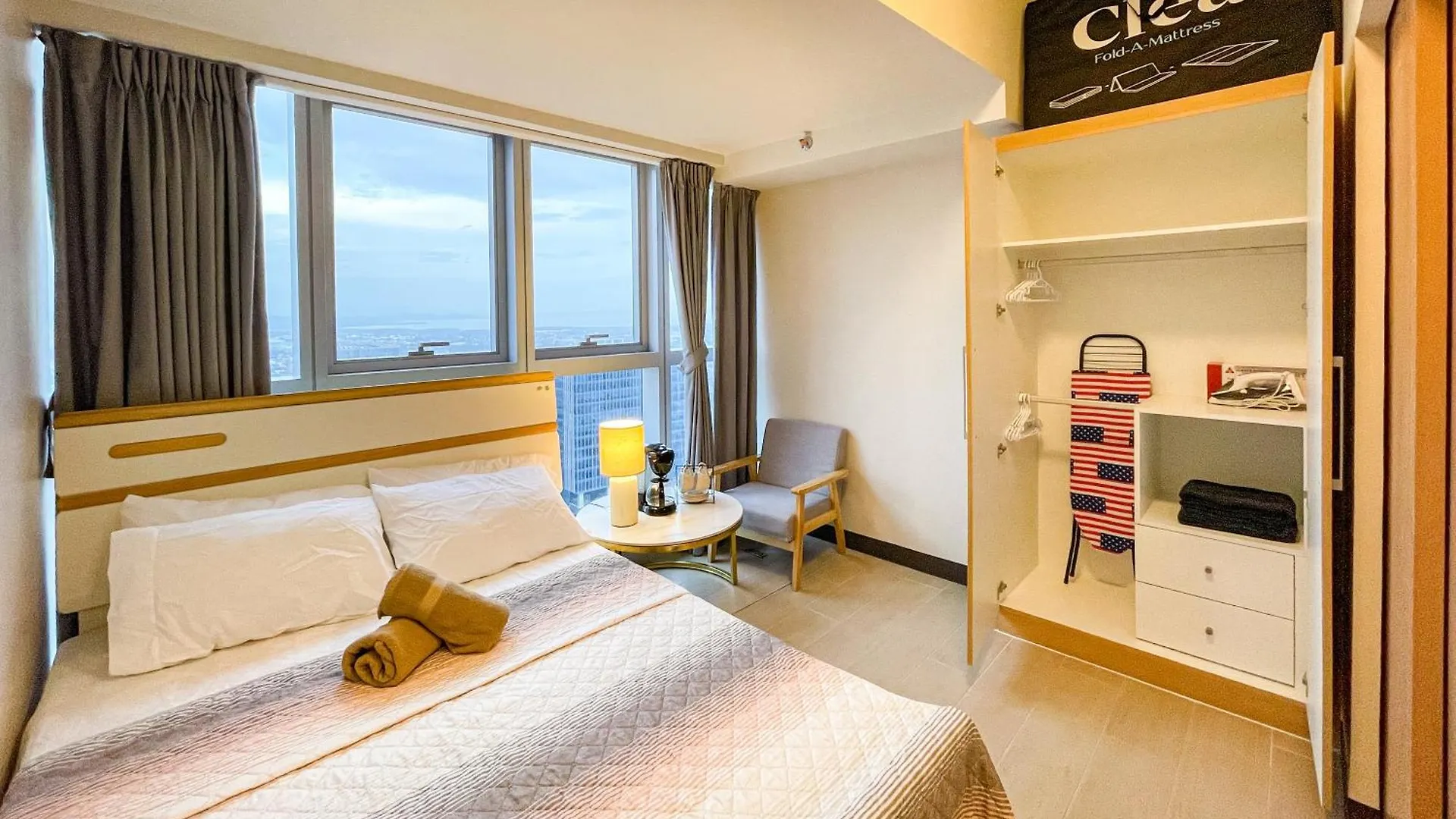 Cityscape View 2Br In Uptown Bgc W 200Mbps Wifi Taguig