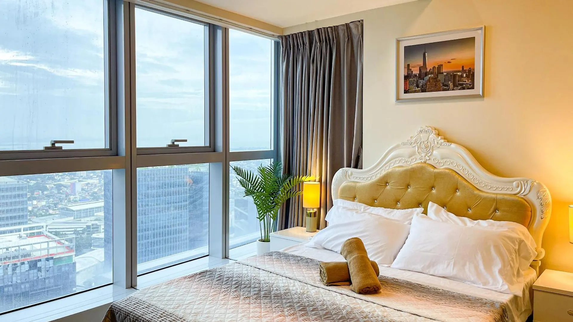 Aparthotel Cityscape View 2Br In Uptown Bgc W 200Mbps Wifi Taguig