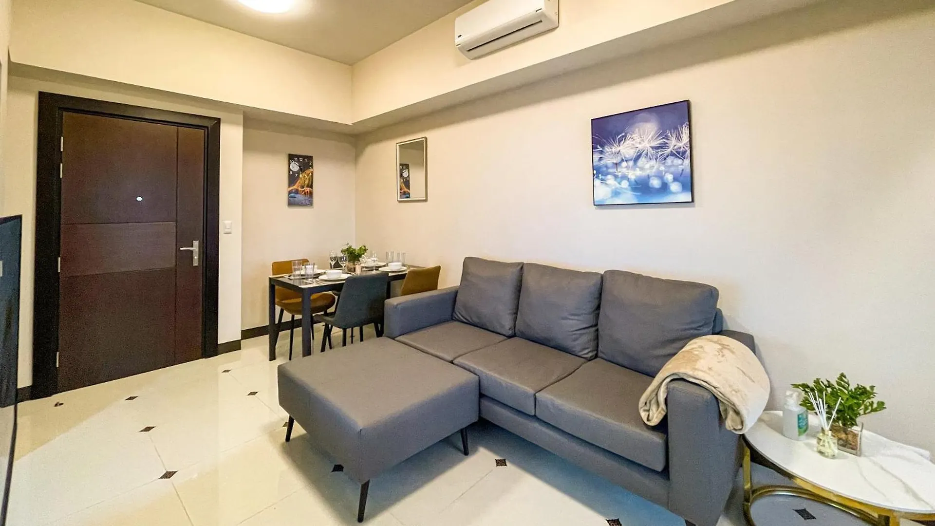 Cityscape View 2Br In Uptown Bgc W 200Mbps Wifi Taguig 0*,  Philippines